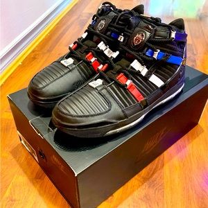 Nike Lebron 3 - Black University Red 2022